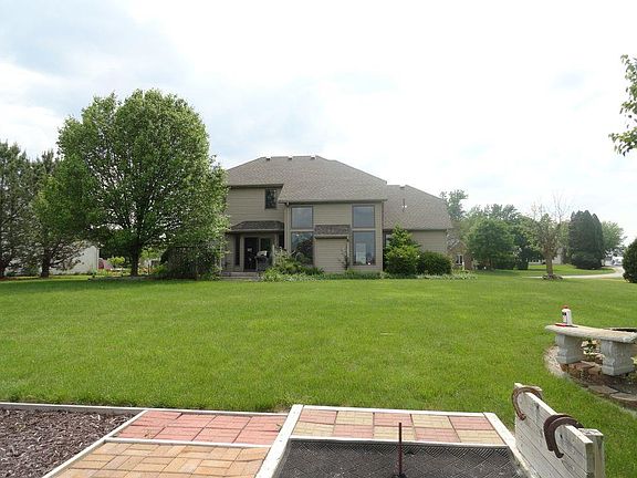 4th image of 1501 Brook Ct