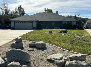 18121 Flare Dr, Tehachapi, CA 93561