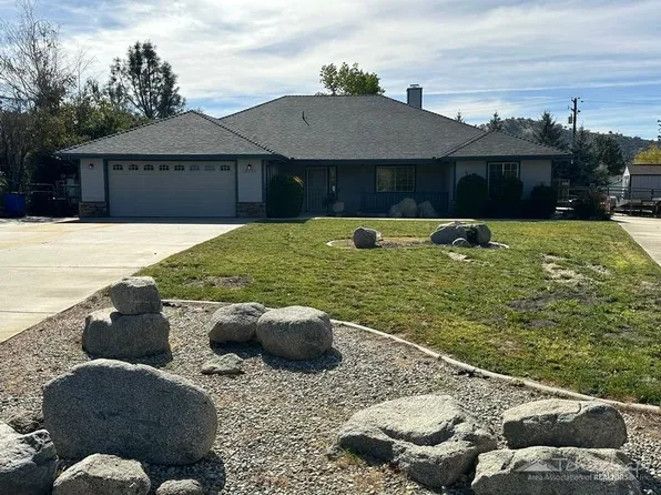 18121 Flare Dr, Tehachapi, CA 93561