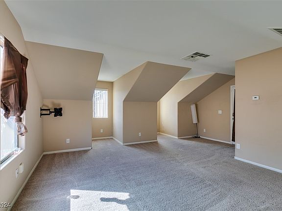 3rd image of 11218 Fiesole St