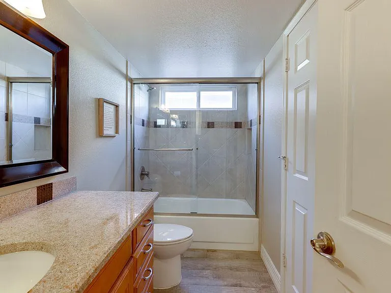 16439 S 34th Way — Photo 4