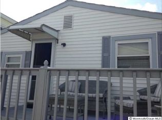 63 N Arlington Way, Seaside Park, NJ 08752