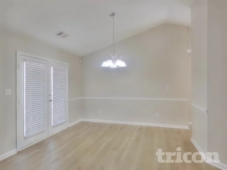 104 Kimbell Farm Dr — Photo 4
