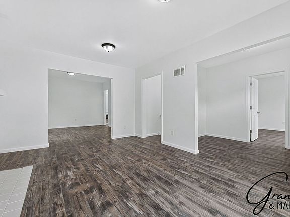3rd image of 1518 Lee Pl