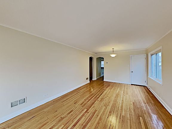 5th image of 2936 W 97th Pl