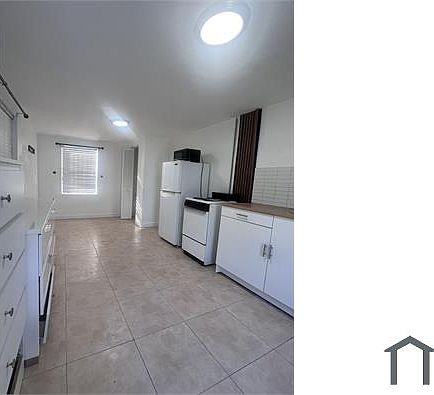 3rd image of 11201 NW 12th Ave #2