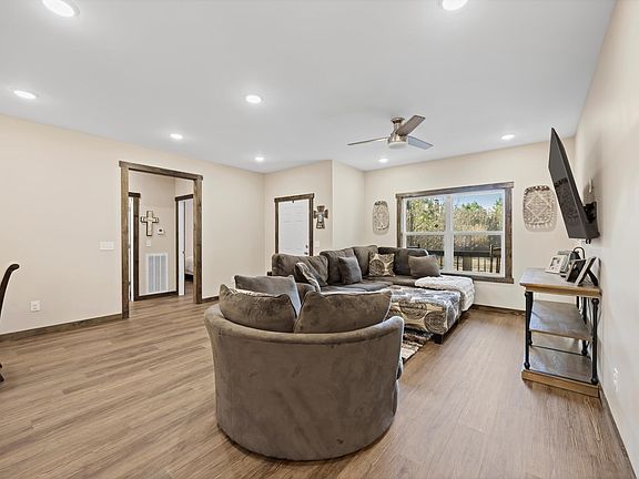 5th image of 1717 Norton Bridge Rd