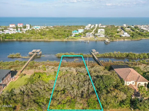 24 N Riverwalk Dr, Palm Coast, FL 32137