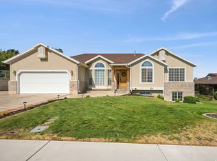 730 E Scenic Dr, Spanish Fork, UT 84660