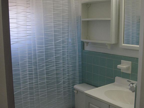 4th image of 9133 Arvin Pl