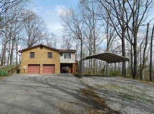 404 Tucker Rd, Troutville, VA 24175