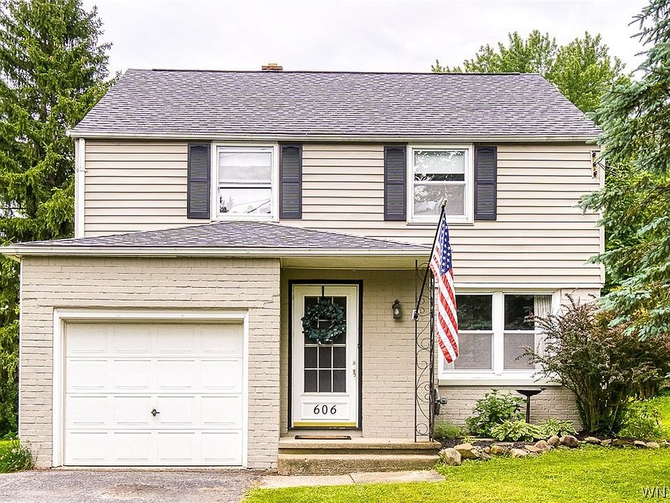 606 Center St, East Aurora, NY 14052 Zillow