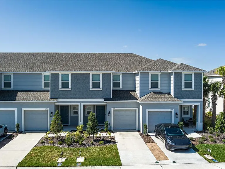 6011 Whetstone Ct — Photo 1