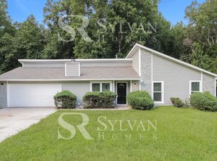 6905 Hania Dr, Fairburn, GA 30213