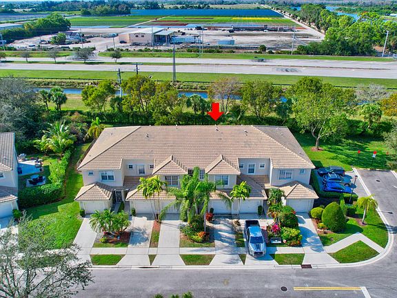 3rd image of 9962 Lago Drive
