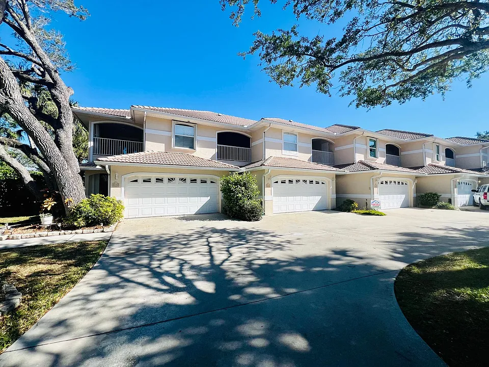 909 Bahia Mar Rd
