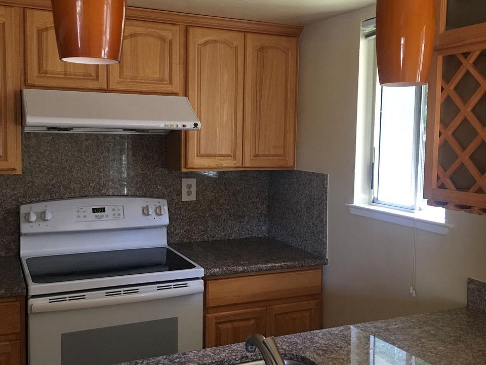 1st image of 10592 White Fir Ct