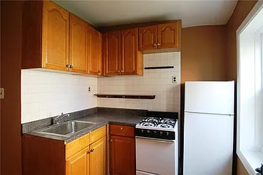 Rented by Space Marketing Shop