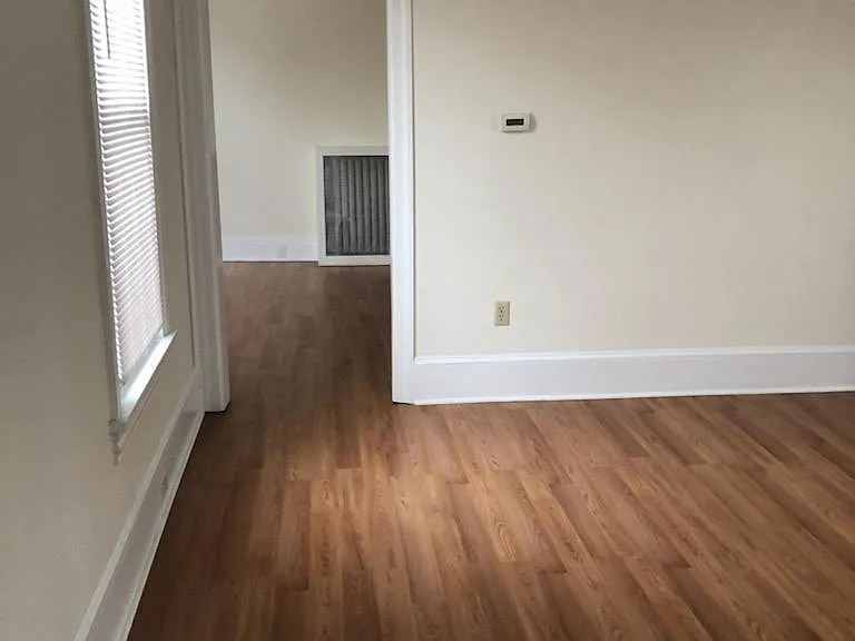 119 N Church St #B — Photo 4