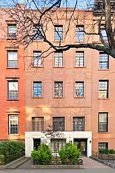 31 Monroe Place in Brooklyn Heights