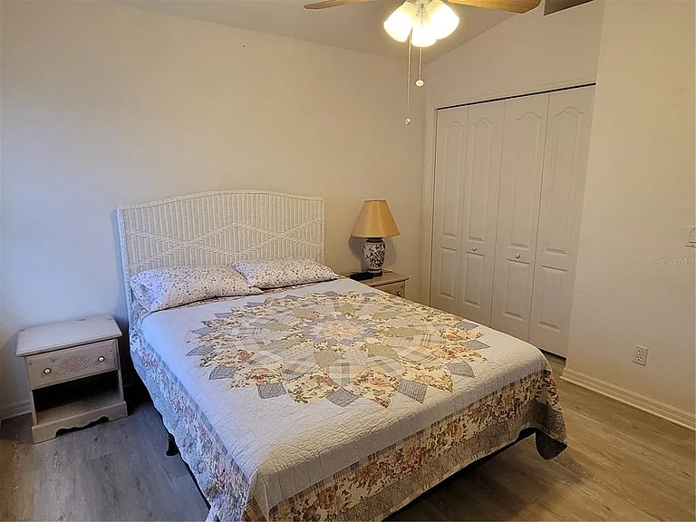 72 Long Meadow Ct — Photo 19