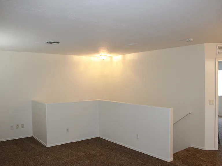 2568 W Tanner Ranch Rd — Photo 27