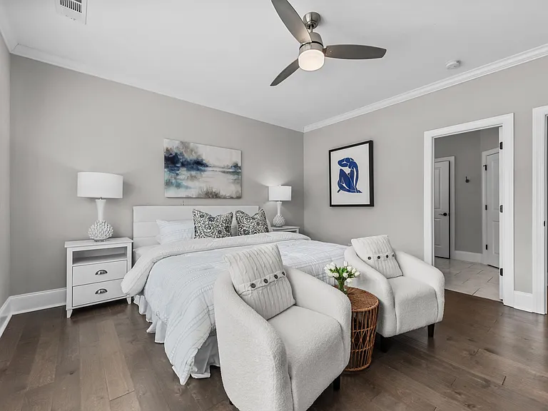 1021 Saddlers Way — Photo 9