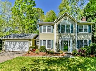 2300 Tranquil Cove Ct, Matthews, NC 28105
