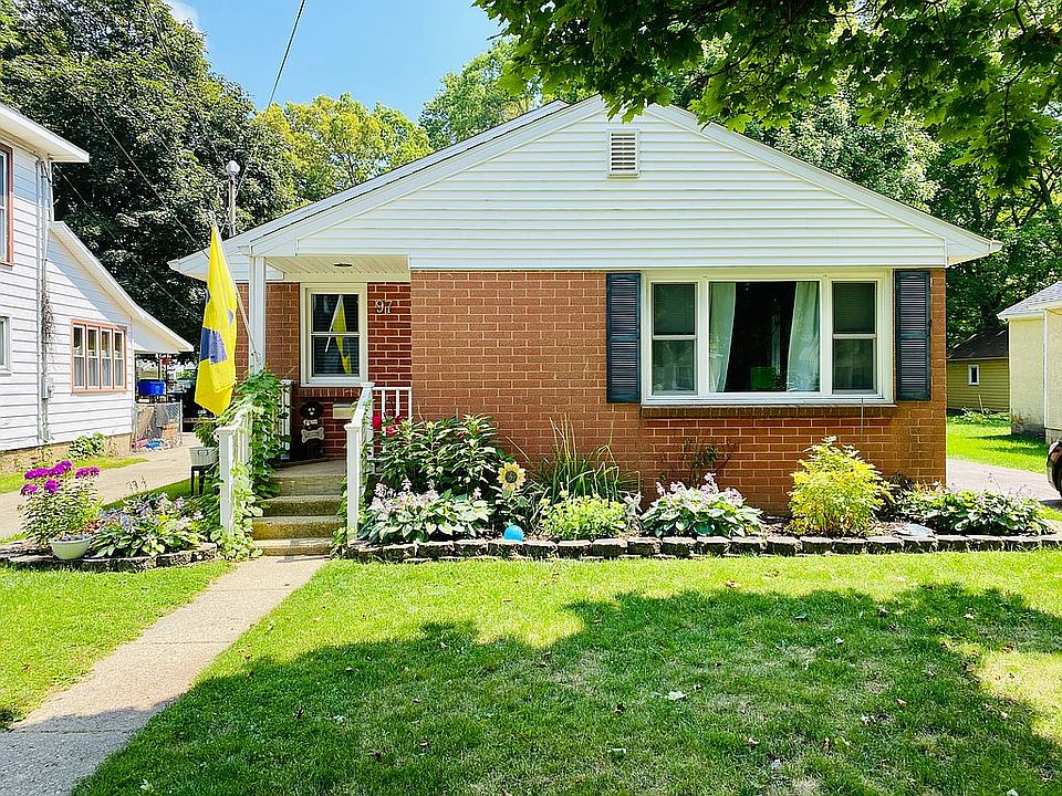 1st image of 97 Walnut St
