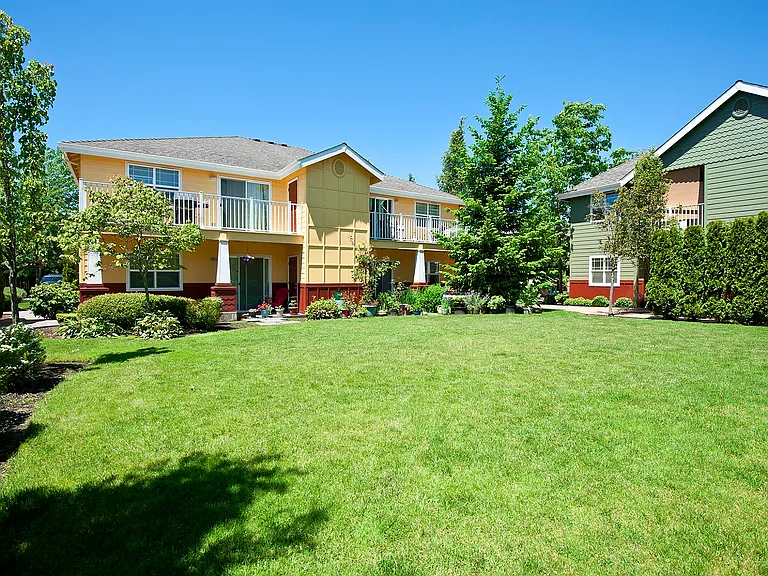 Green Leaf Village — Photo 6