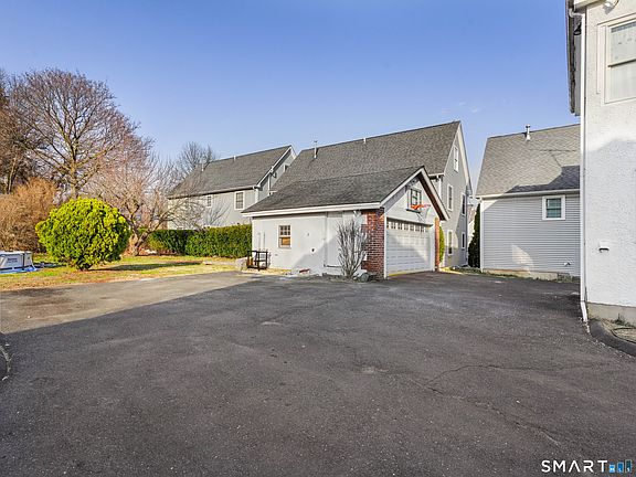 5th image of 20 Cerretta Street