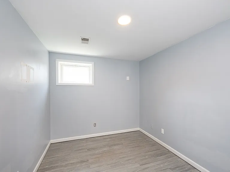 3rd Bedroom in Walkout Basement