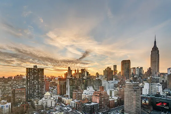 Sold by Vipler Realty | media 28