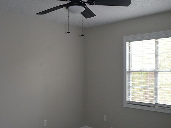 2nd image of 145 Viking Dr APT 24-1