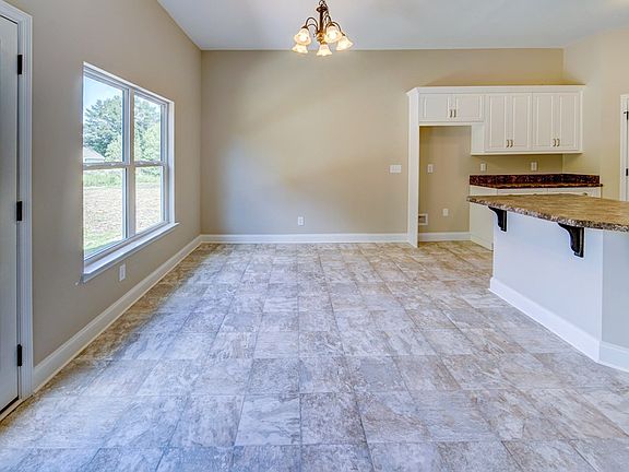 5th image of 1920 Seaborn Dr
