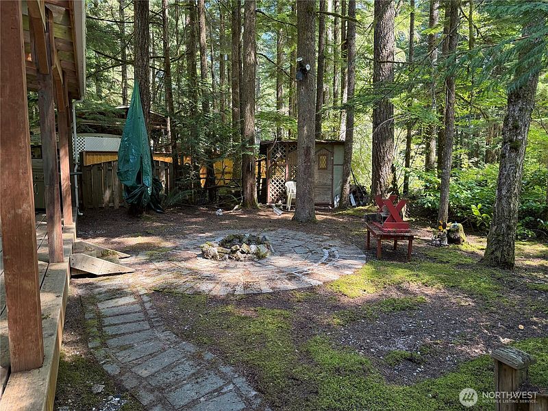 4th image of 1167 Alder Lane