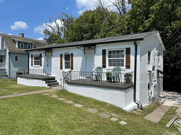 3rd image of 2837 Woodrow Dr #3