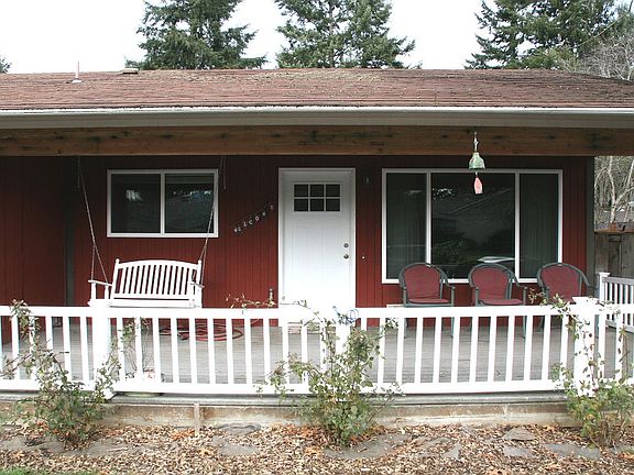 3rd image of 15018 NE 3rd St