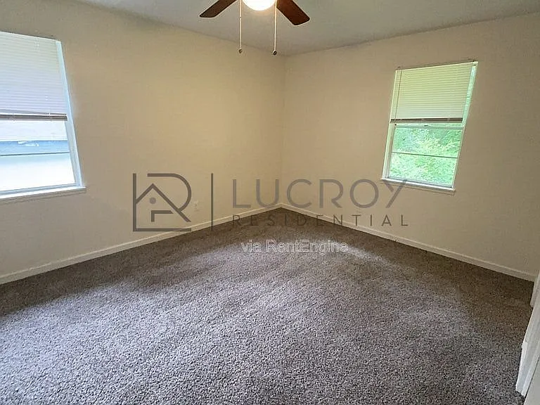 1513 Maria Dr — Photo 8