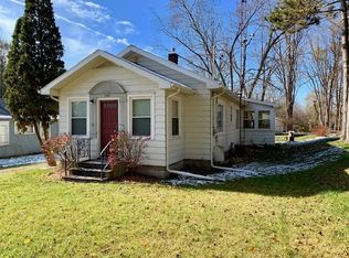 2404 Vining St, Jackson, MI 49203