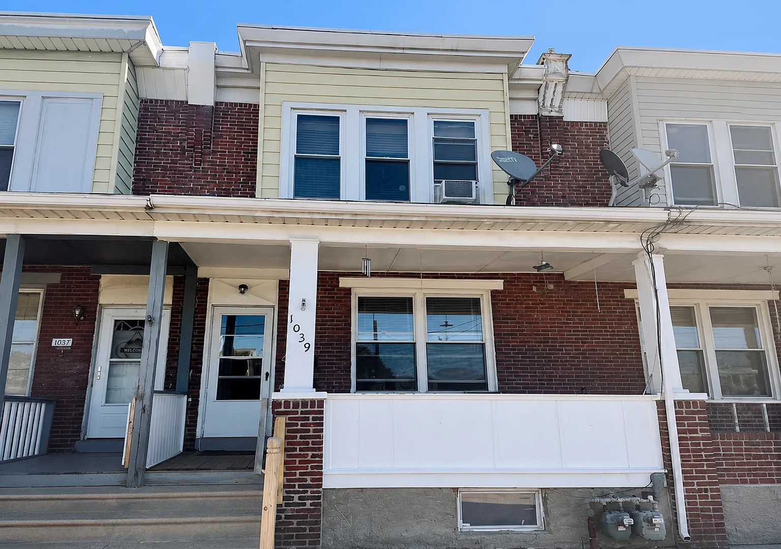 1 bed, 1.0 bath, 1368 sqft, $1,300 — Photo 1