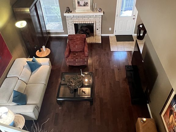 3rd image of 1028 Verbena Dr