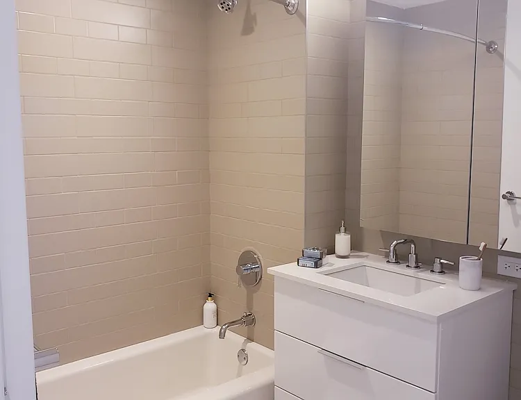 535 W 43rd St S #15C — Photo 12