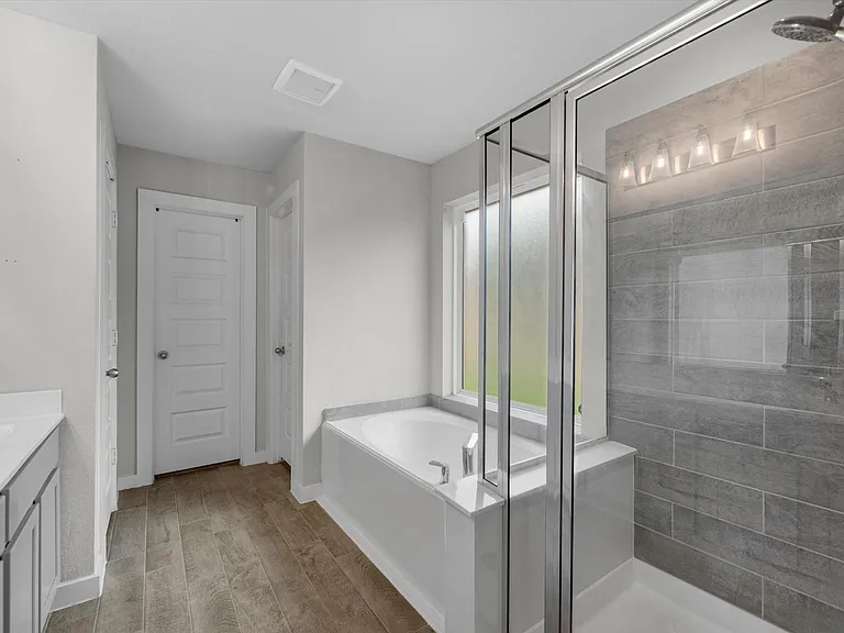 11702 Glossy Oak Ln — Photo 12