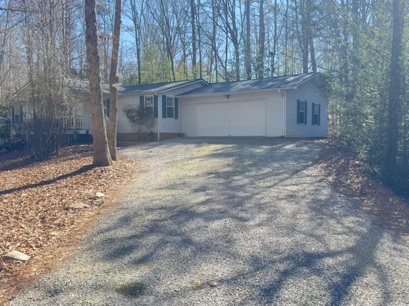 213 Rocky Cir, Blairsville, GA 30512