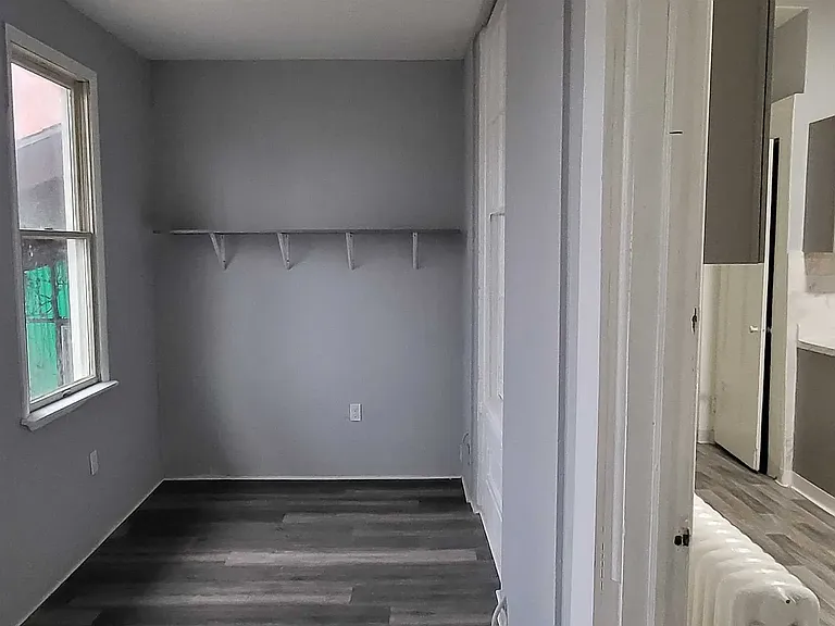 44 S Hamilton St #4 — Photo 7