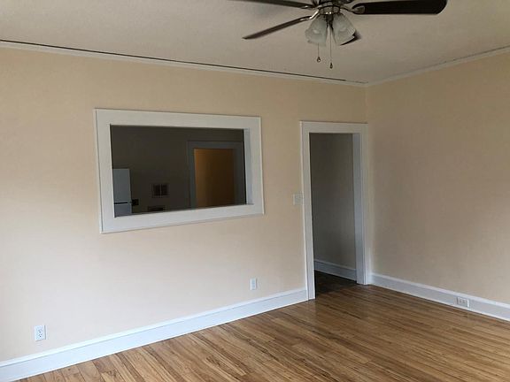 3rd image of 406 S Trenton St #A