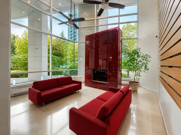 4808 Hazel St #2401, Burnaby, BC V5H 0A2