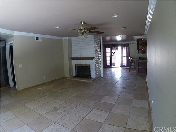 3rd image of 615 Atwood Cir