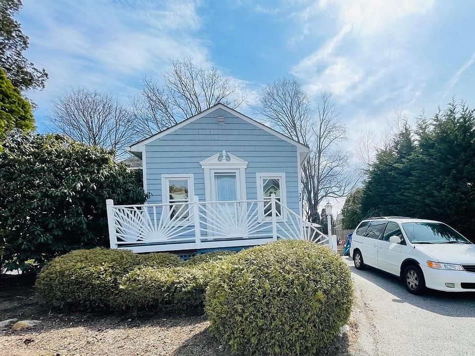 1st image of 22 Balston St